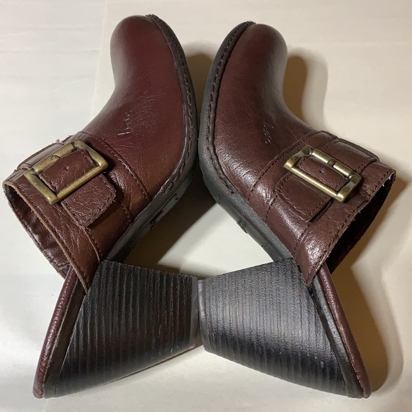 Born Brown leather upper/ lining clogs slip on good condition Size 7M gr8 brand - Picture 6 of 10